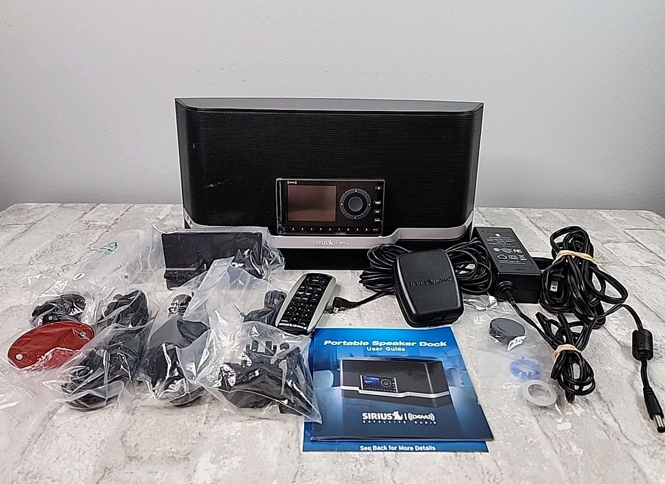 Sirius XM Portable Speaker Dock SXABB1 Satellite Receiver Re