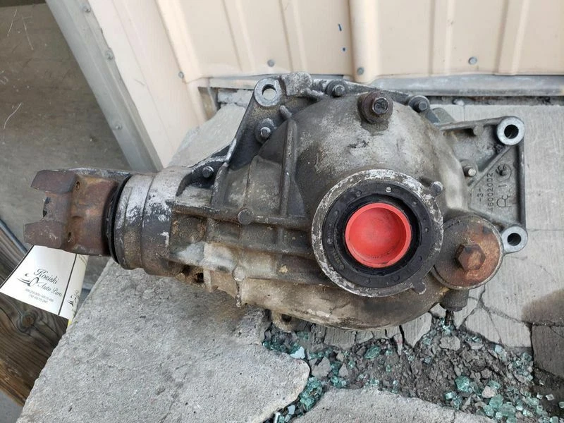 2002-2009 GMC Envoy Front Axle Differential Carrier 3.73 Ratio Opt GT4 OEM - Image 3 of 4