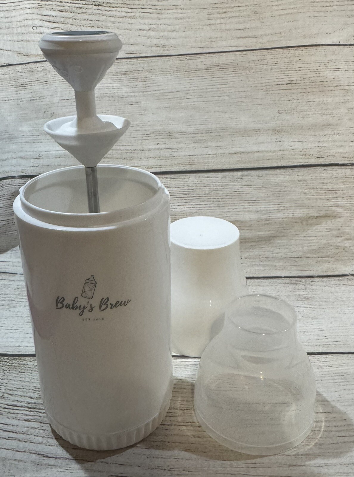 Baby's Brew Formula Dispenser  Holds 150 grams of powdered formula Tub37