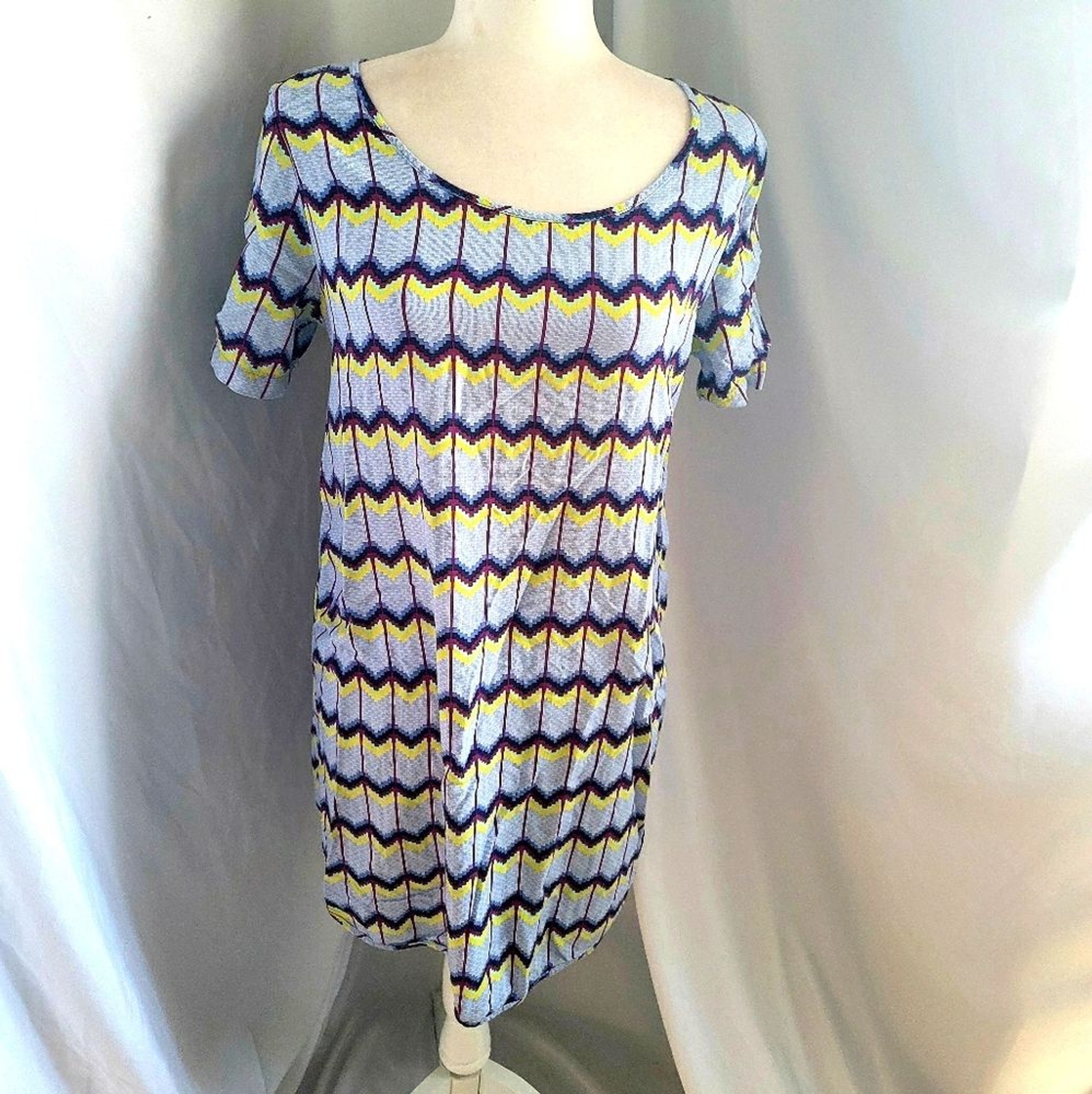 FILA Abito camicia manica corta Roxy Retro Row stampa righe Chevron collo medio scoop