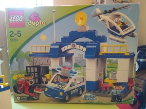 duplo police car instructions