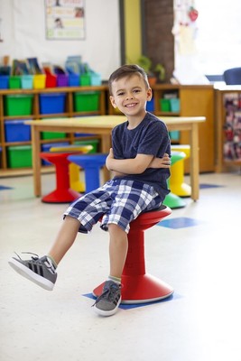2 Storex Wiggle Stool Active Flexible Seating for Classroom and Home Study Kids 