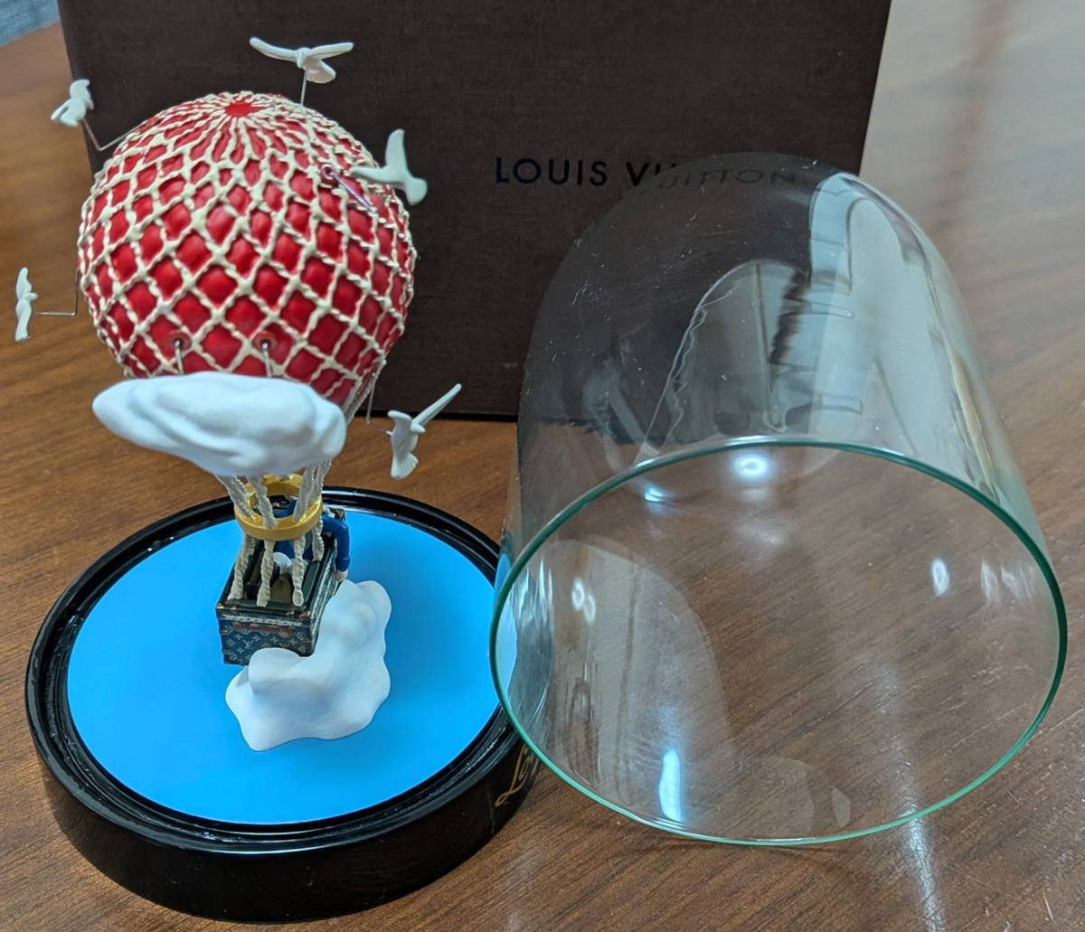 Louis Vuitton Snow Dome Globe Pigeon Balloon 2013 Novelty VIP