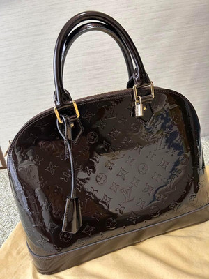 LOUIS VUITTON Vernis Alma GM Monogram Handtasche Schwarz Rouge Fauvist...