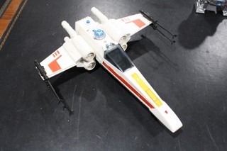Star Wars Vintage 1977 Blanco Perlado X wing Fighter 100% Completo.