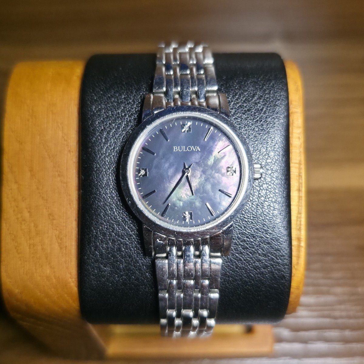 Bulova Women display picture 1