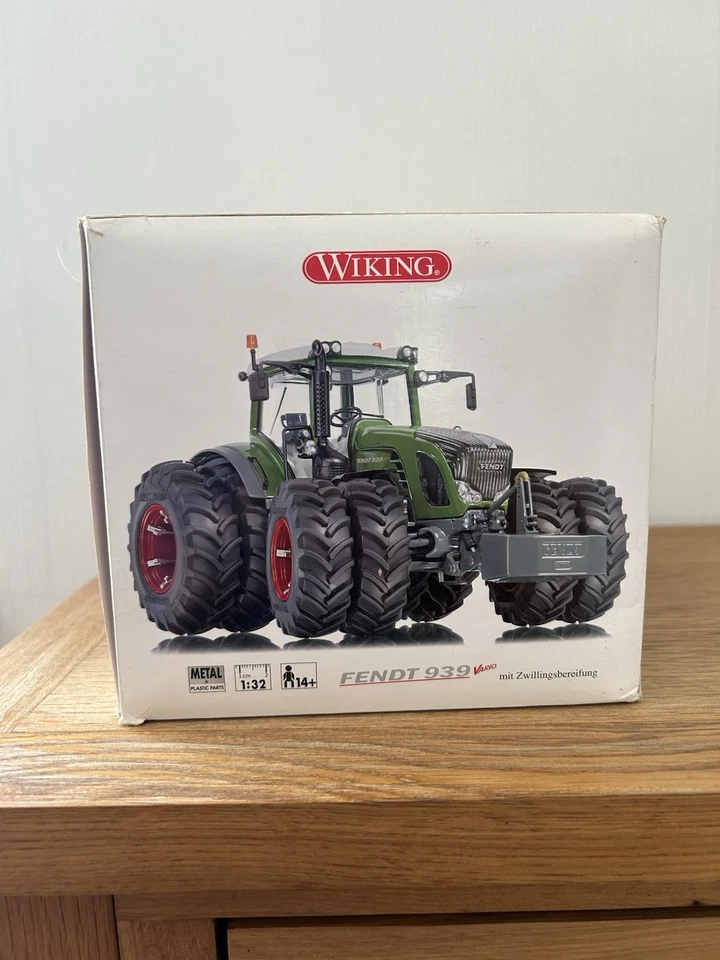 Wiking 1.32 Fendt 939 With Dual Wheels - Image 2 of 4