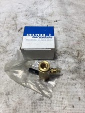Deltrol Pnue-Trol 1/4"  NPT 2000PSI Brass Needle Valve -NIB