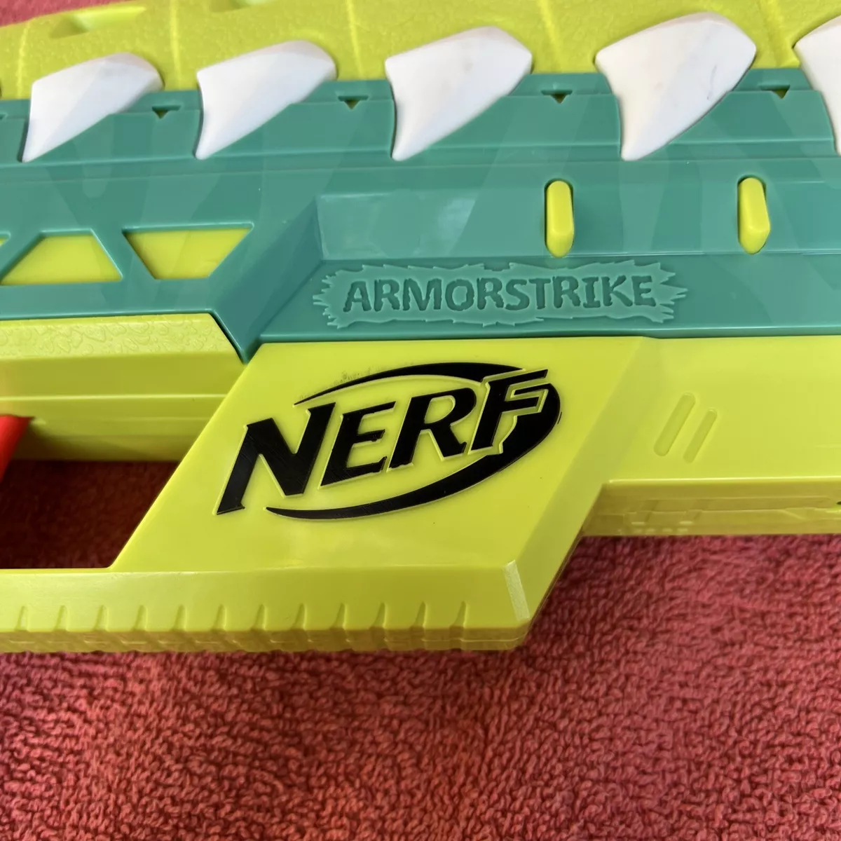 Lançador de Dardos Nerf - DinoSquad - Armorstrike - Hasbro -  superlegalbrinquedos