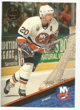 RAY FERRARO 1993-94 LEAF CARD NEAR MINT+ CONDITION