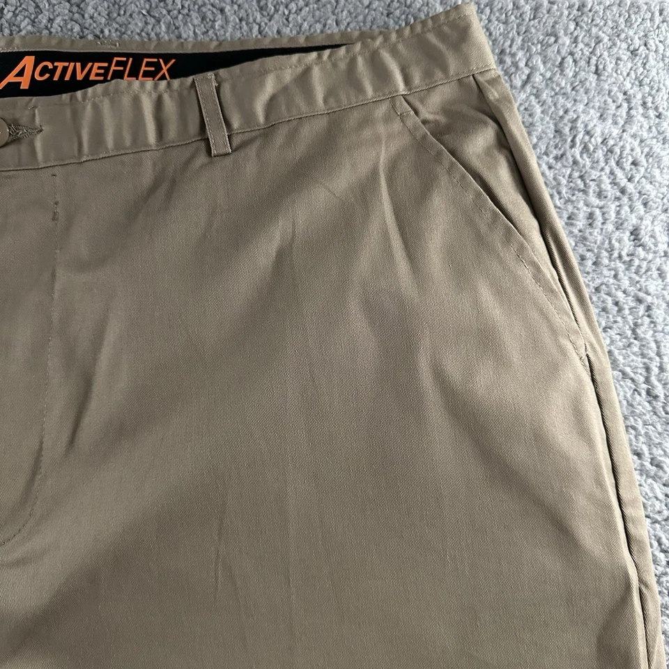 Pantalones Architect Para Hombre Beige Talla 44x30* Calce Clásico Active Flex Mezcla de Algodón Foto 4 de 4