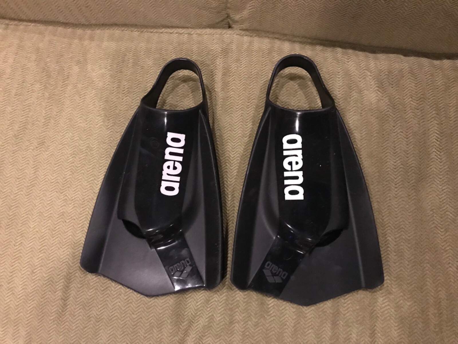 Arena Powerfin Pro Swim Training Fins Unisex Size 11 to 11.5 New eBay