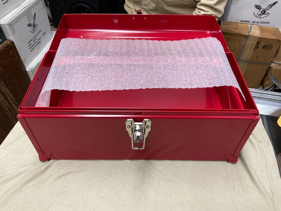 NUEVO Estuche de herramientas de mano Stack On clásico rojo acero 16" caja de herramientas de mano Foto 2 de 4