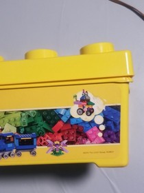 LEGOS 10696 Classic Medium Yellow Brick Box 750+ In EUC Nice Please View ALL 