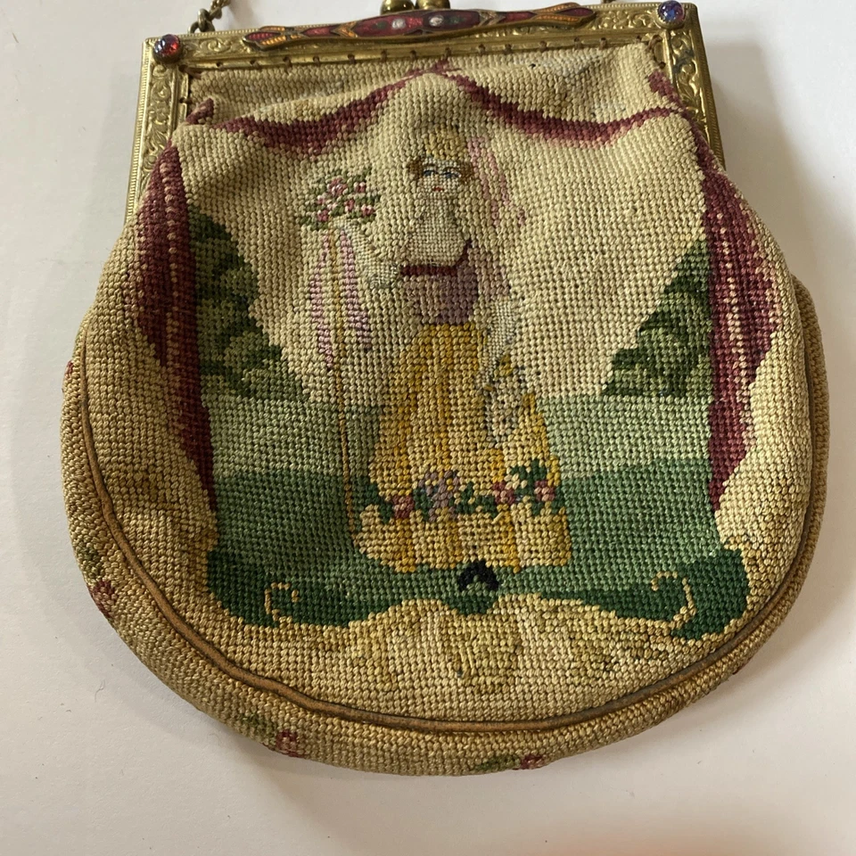 Cartera de costura vintage tapiz reina y castillo con detalles esmaltados Foto 2 de 4