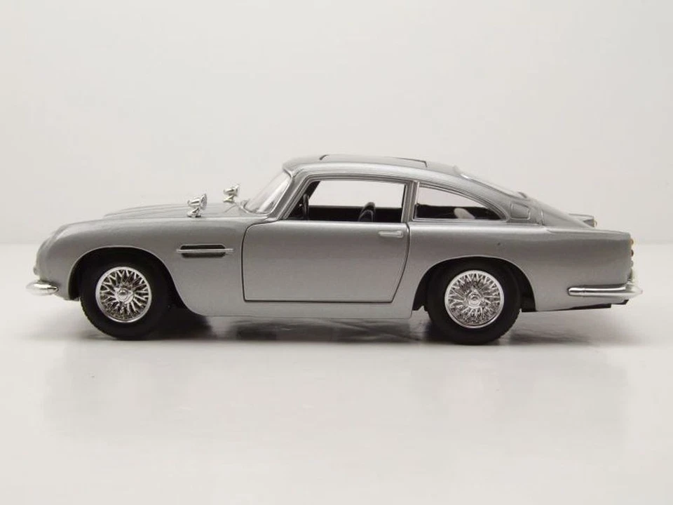 Aston Martin DB5 silber James Bond Modellauto 1:24 Motormax - Bild 3 von 4