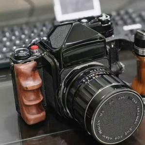 Pentax 67 Hand Grip | eBay