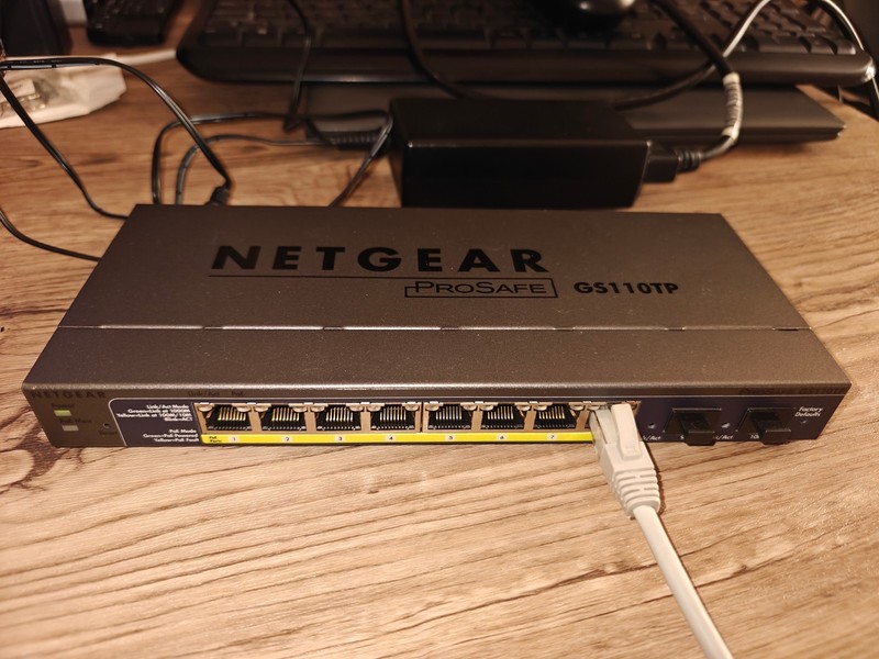NETGEAR ProSAFE GS110TP 8-Port Gigabit Smart PoE Switch + 2x SFP Tested