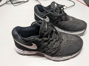 nike lunar fingertrap white