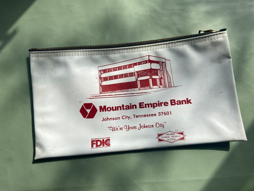 Mountain Empire Bank Kunststoff mit Reißverschluss funktionstüchtig Geld FDIC Tasche Johnson City Tennes - Bild 1 von 4
