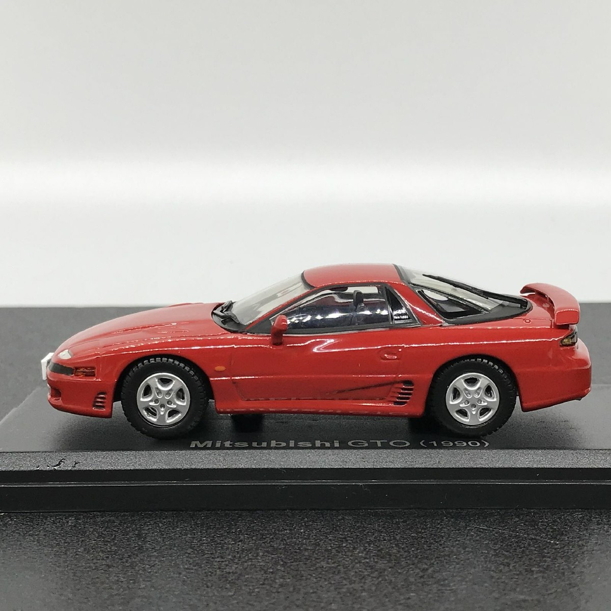 Mini Car Mitsubishi GTO 1990 Red 1/43 Scale Box Display