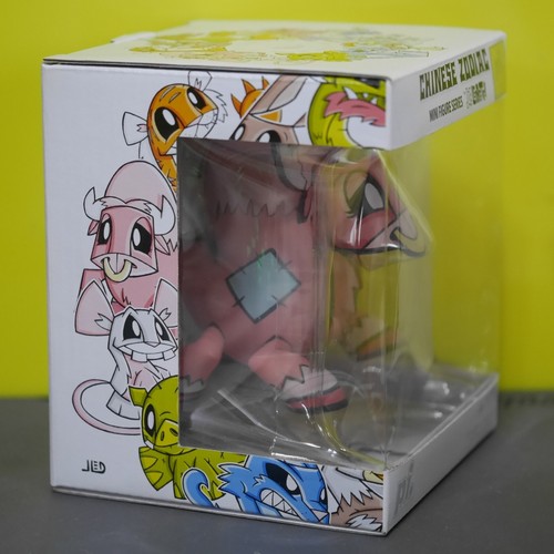 Joe Ledbetter x Play Imaginative Chinese Zodiac Series OX Cow 3.5"Vinyl 2010 - Picture 2 of 4