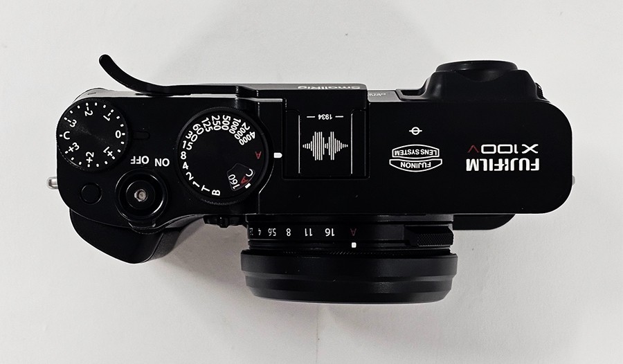 Fujifilm Fuji X100V Digital Camera-Black (Shutter count 4100) S/N