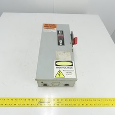 General Electric 60A Heavy Duty Safety Disconnect Switch 600V AC Fusible
