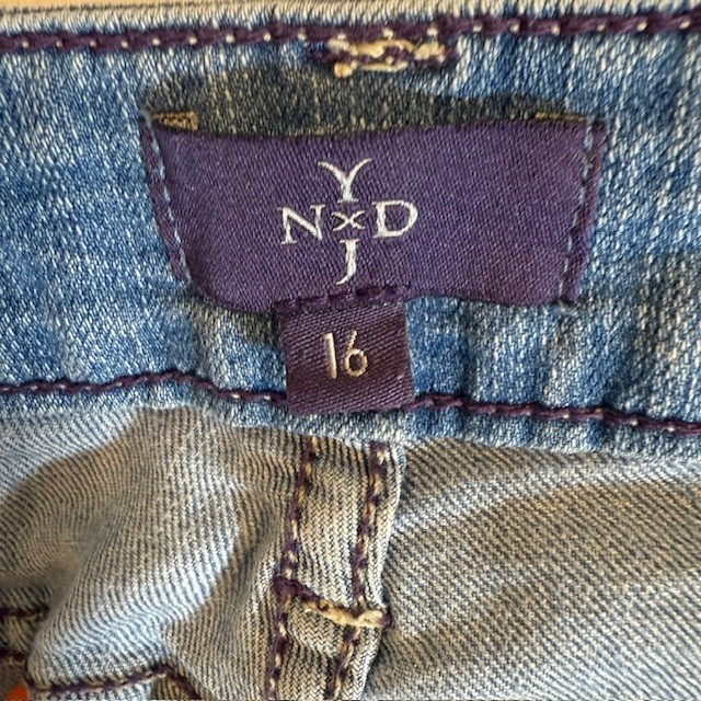 Picture 4 of 13