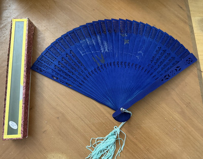 Vintage Blue Bamboo w/ Painted Design Chinese Hand Fan (Comes w/ Original Box)