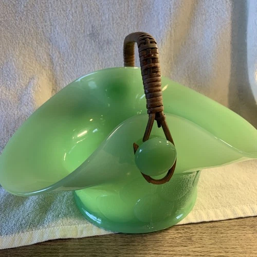 Vintage Fenton Jade Jadite Large Big Cookie Basket