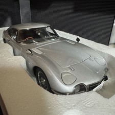 unexhibited item AutoArt 1/18 Toyota 2000 GT Coupe Silver