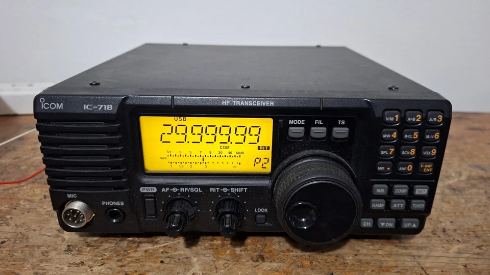 ICOM IC 718 HF TRANSCEIVER - Image 2 of 4