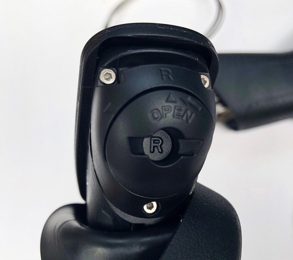 WHEELTOP EDS TX CR2032 button battery swap detail
