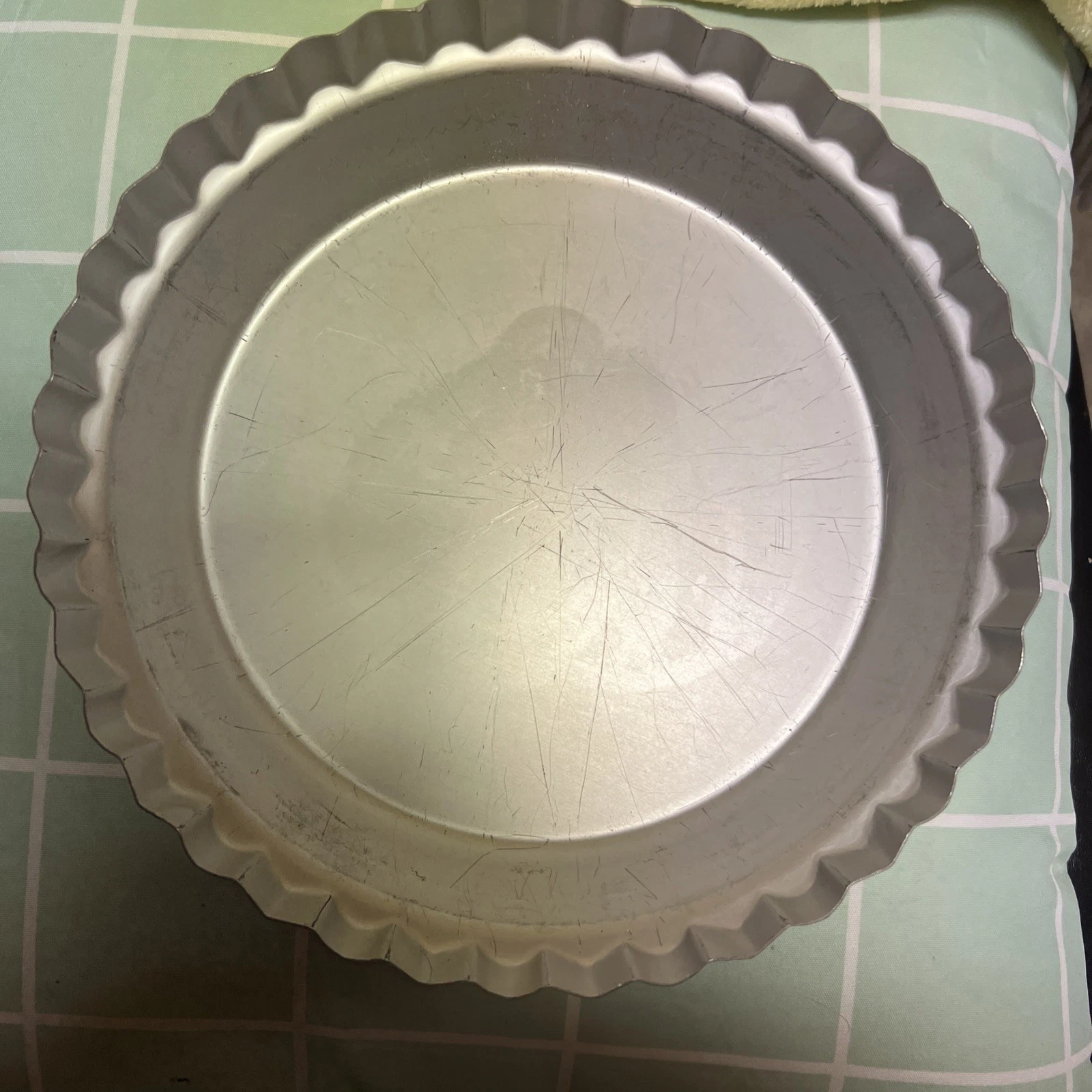 Vintage Wear-ever Fluted Pie Pan/Dish 10×1 3/4 Aluminum No. 2865