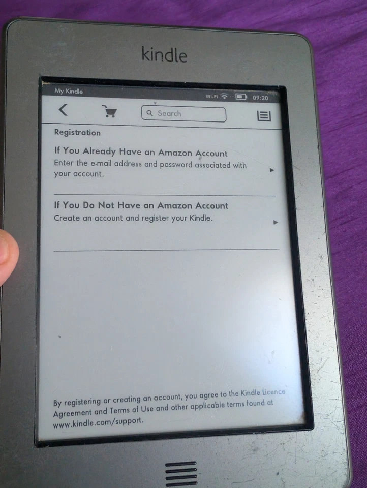 Amazon Kindle Touch 4th Generation 4GB D01200. WiFi+3g please read description - Image 4 of 4