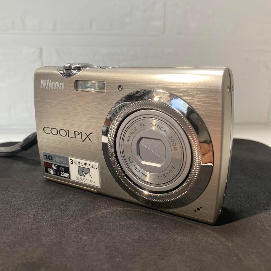 Nikon COOLPIX S230 10.0MP Digital Camera Gold [Excellent Nikon COOLPIX S230 10.0MP Digital Camera Gold [Excellent