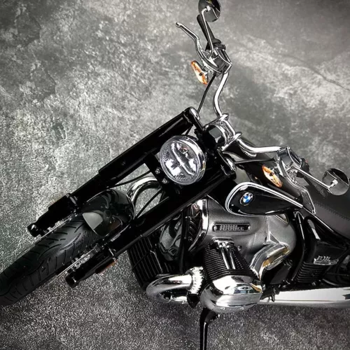 BMW Miniature 1/10 Scale Motorcycle Motor Bike Model R18 black Dealer's edition - Picture 7 of 12