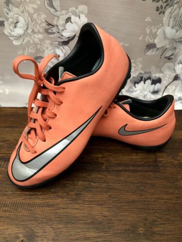 Nike Mercurial Vapor Unisex Youth Size 1M Orange and Silver Soccer Cleats - Picture 1 of 6
