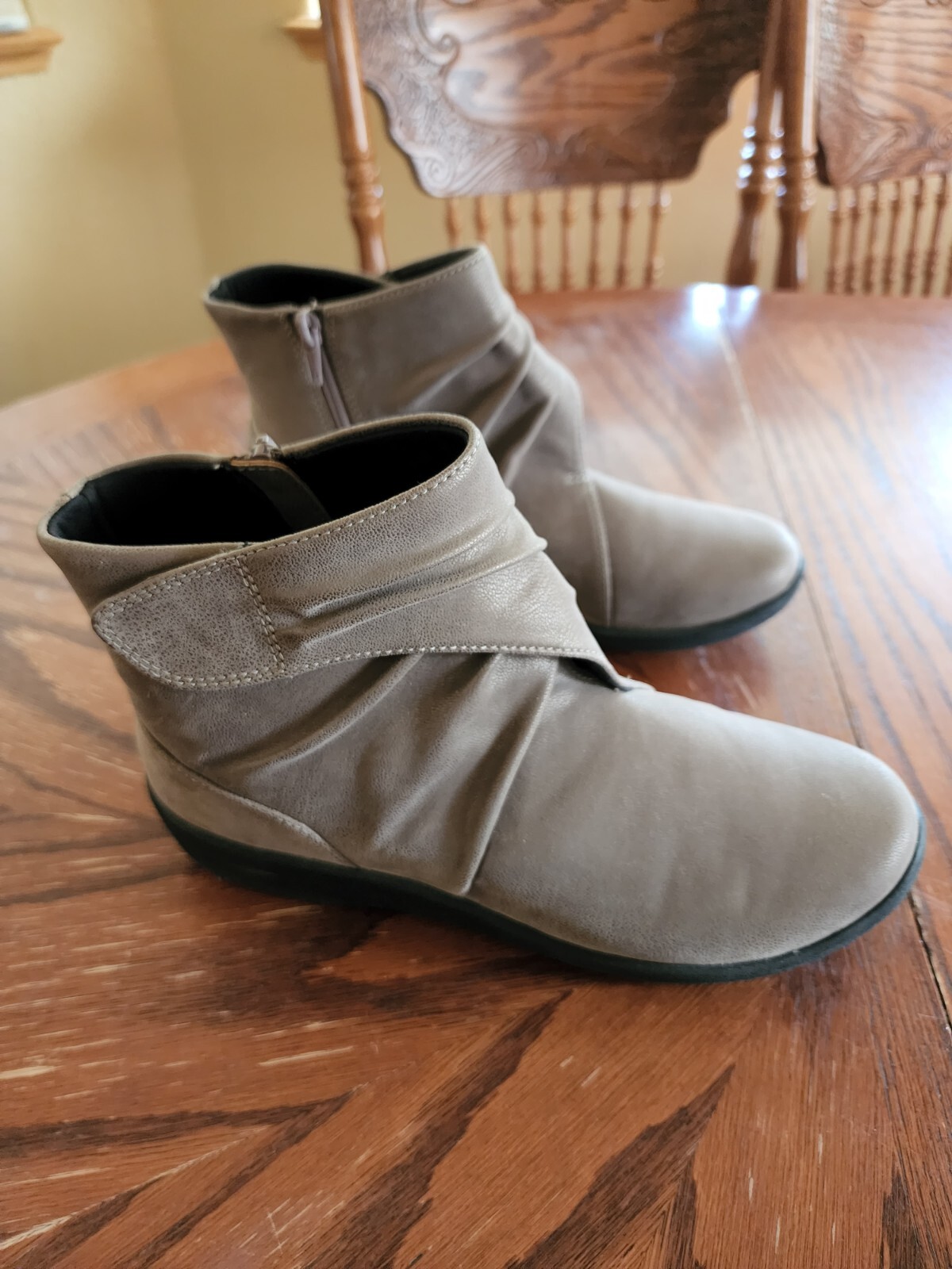 Clarks Cloudsteppers Slouch Ankle Boots 