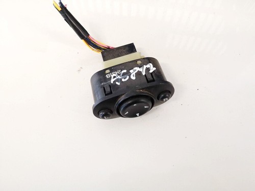 Chrysler PT Cruiser 2003 Wing mirror control switch (Exterior Mirr #1044267-64