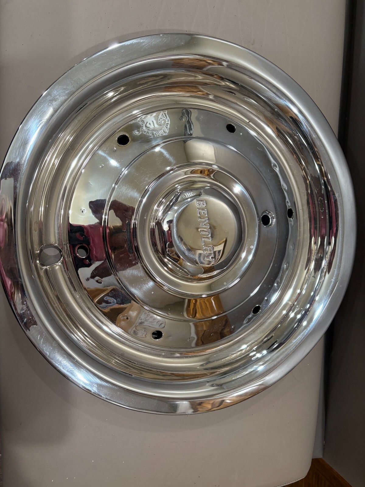 Bentley Hub Cap