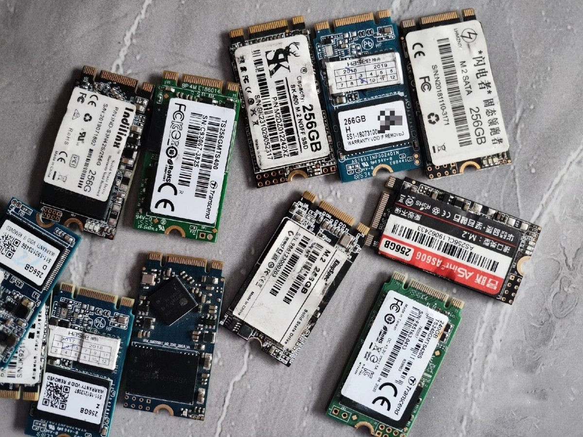 Unidad De Estado Sólido Interna Ssd 2242 M.2 De 16 Gb Con Pr