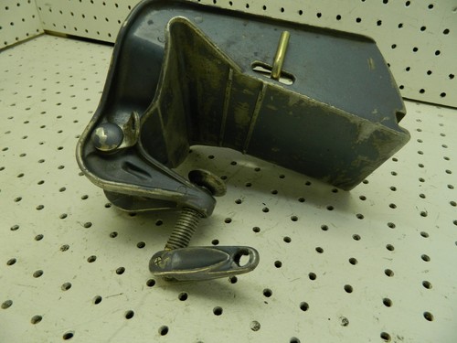 Evinrude Lightwin Yachtwin Johnson JW 3hp Transom Screw Clamp Bracket 0379437 - Foto 1 di 5