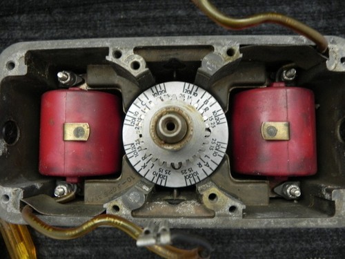 Bendix Dual Magneto Type: D4LN-2021, P/n: 10-382555-11, Impulse P/n: 10-382747 - Picture 15 of 16