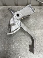 67-72 Chevy Gmc Truck Automatic Brake Pedal Assembly Nice Clean Bead Blasted. 67-72 Chevy Gmc Truck Automatic Brake Pedal Assembly Nice Clean Bead Blasted.