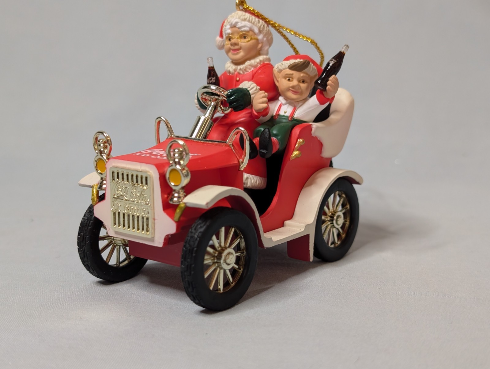 1999 Hallmark Keepsake Jazzy Jalopy Coca-Cola Christmas Ornament