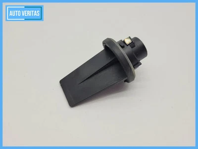Original BMW 5 Series (E60/E61) Turn signal lamp L/R (15872200 / 15872100) - Image 1 of 4
