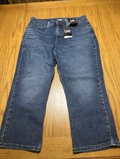 NWT Lee Size 8M Mid Rise Regular Fit Capri Seattle Fog Denim Jeans Women/Girl