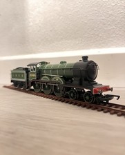 Hornby LNER Green B12 Steam Locomotive with Tender OO Gauge With WORKING LIGHT